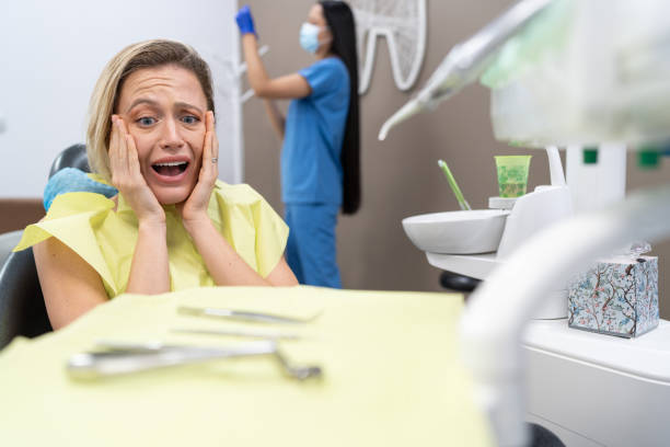 Best Walk-In Emergency Dental Services in Venetian Vlage, IL